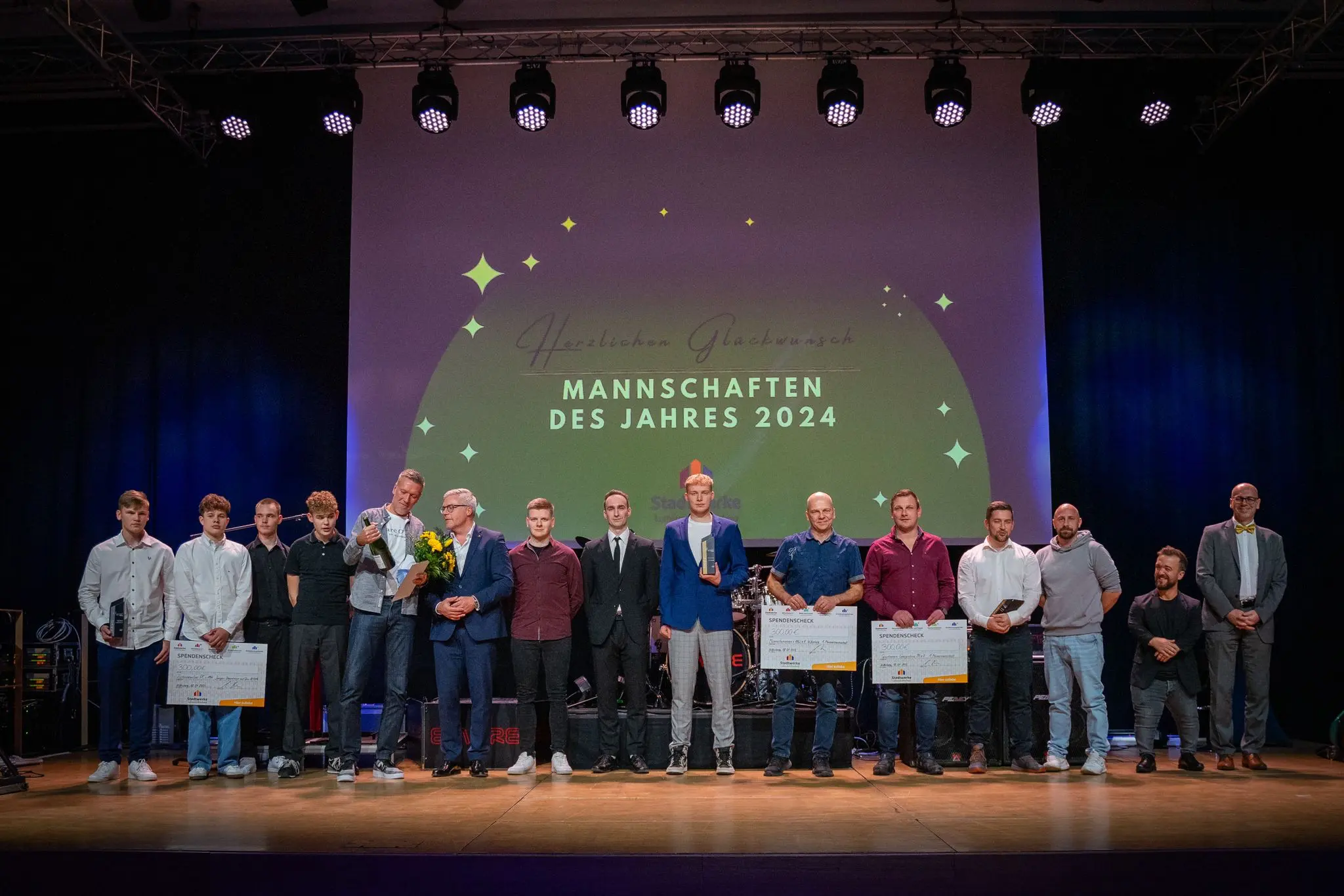 Ehrung beim Sportlerball und sonstige News